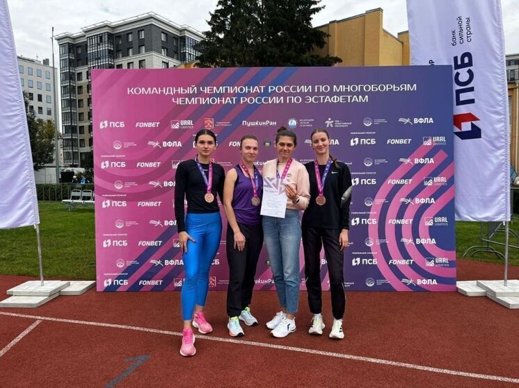 Орловчанки взяли бронзу на чемпионате России по эстафетному бегу
