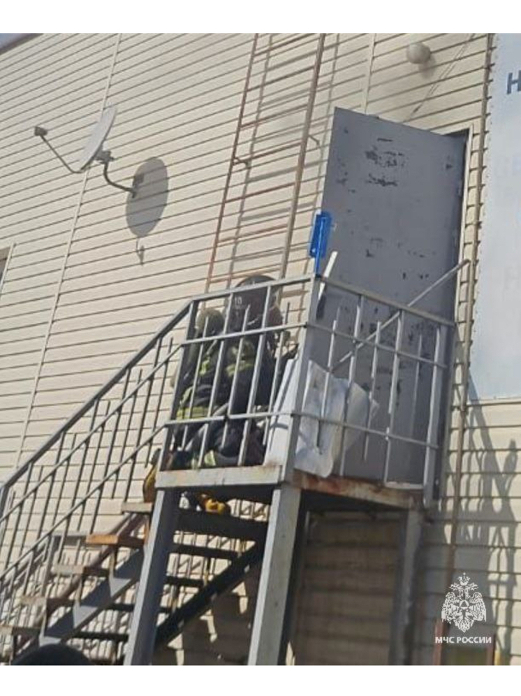 Во Мценске потушили пожар в магазине на улице Ленина