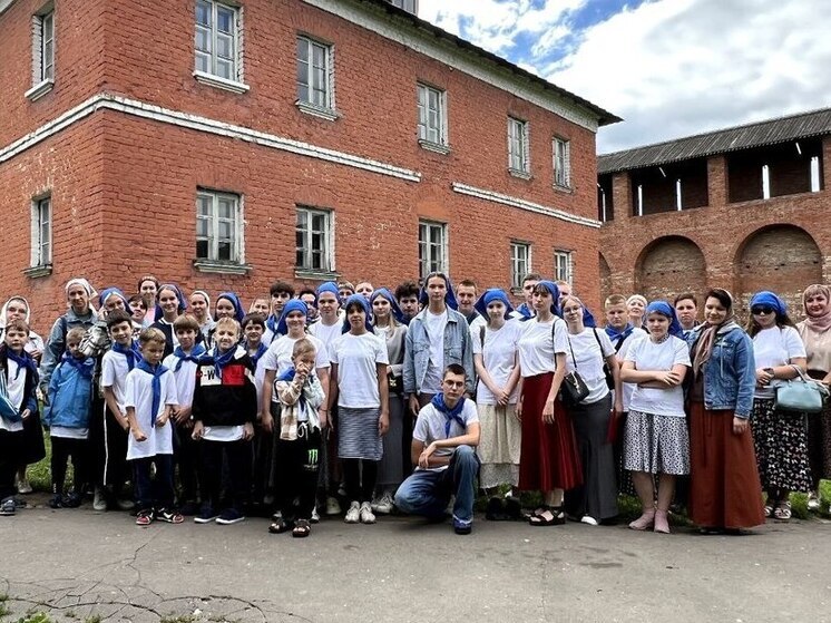Юные паломники из Донбасса посетили святыни России
