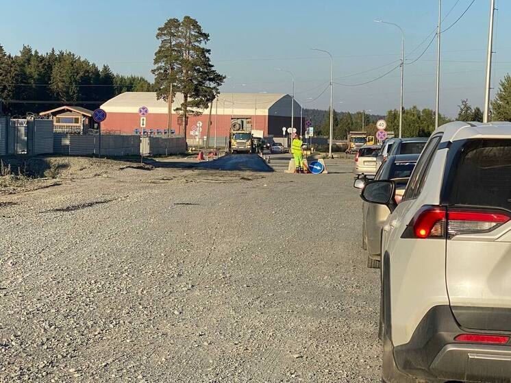Проезд автолюбителей начали асфальтировать в Петрозаводске