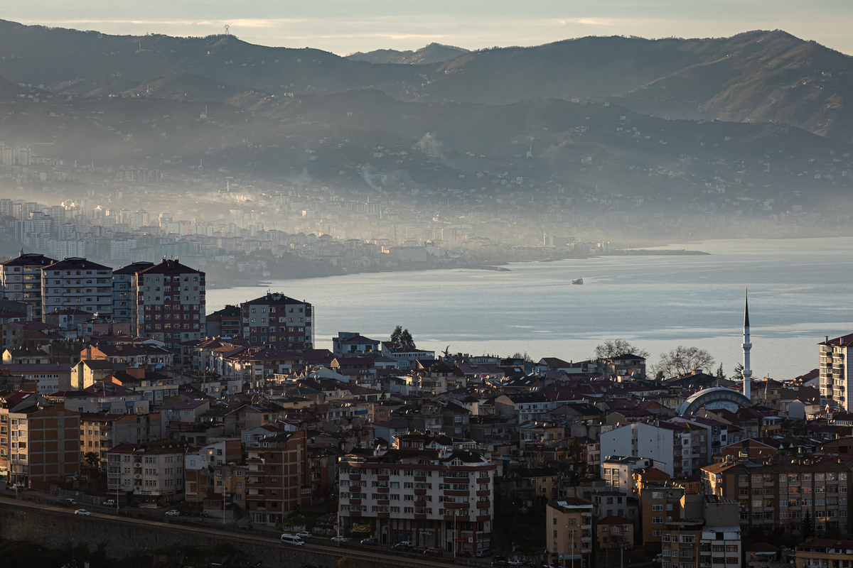 Американский самолет разведки патрулирует пространство над Черным морем