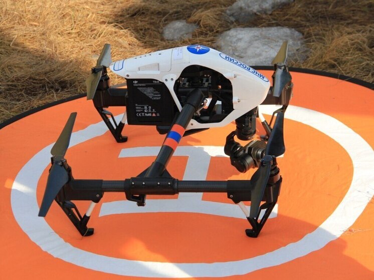 В Великом Новгороде впервые показали линейку боевых FPV-дронов «ОсА»