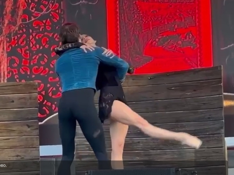 На Дне города в Людинове выступил «Имперский Русский балет»