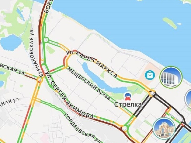 Нижегородцы застряли в гигантских пробках из-за спортивного марафона