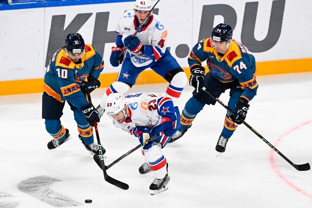 «Шанхайские Драконы» отпраздновали свой дебют в КХЛ почти разгромной победой над СКА