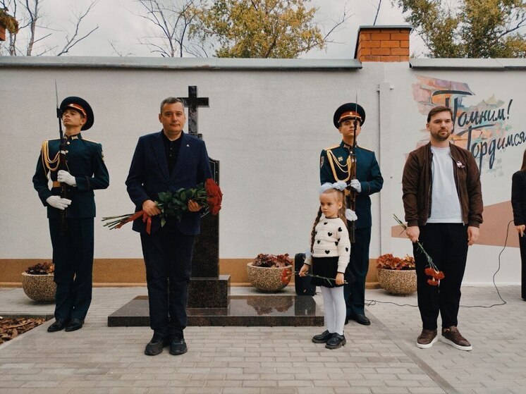 В Курске состоялось открытие памятника кавалерам ордена А. Невского
