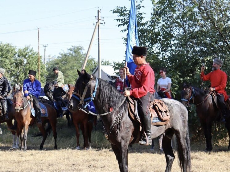 На Ставрополье прошёл казачий конный крестный ход