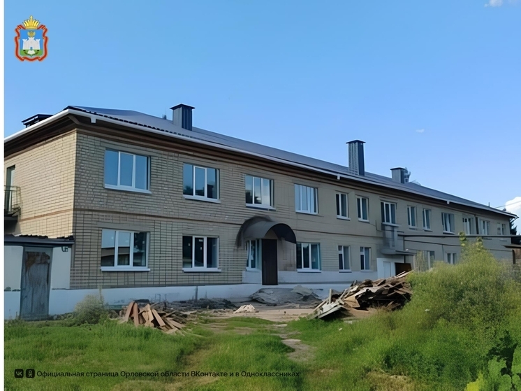 В Кромском районе продолжается ремонт районного центра молодежи «Аура»