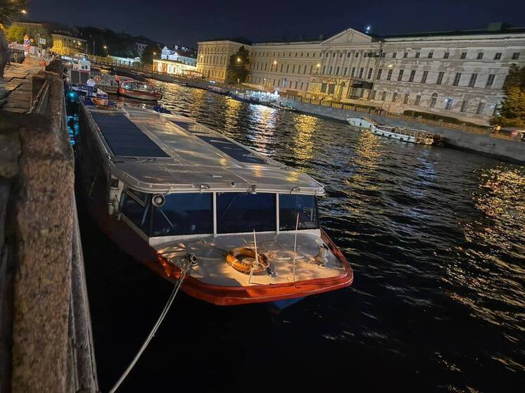 Петербургская «Чародейка» впечаталась в мост Белинского