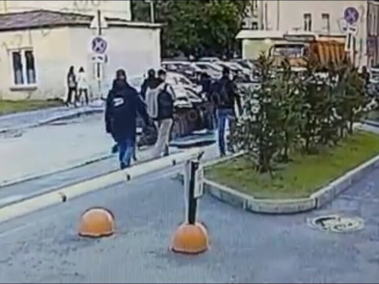 Петербуржец с матерью состряпали бизнес на слезах и сбережениях пенсионеров