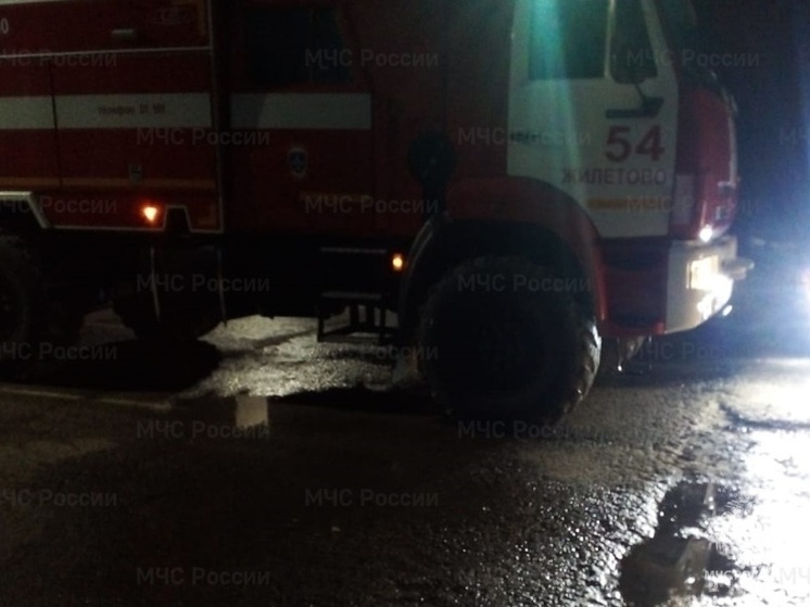 Автомобиль снёс пешеходов в Дзержинском районе