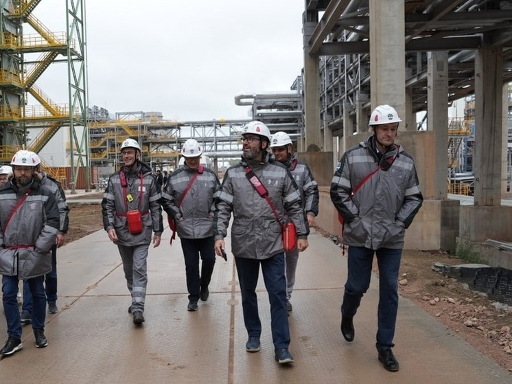 Председатель ЗС Приангарья посетил Иркутский завод полимеров в Усть-Куте