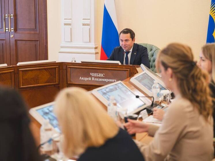 Губернатор запустил стажировку для героев Заполярья