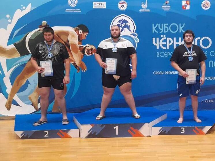 Осетинские сумоисты завоевали в Сочи шесть медалей