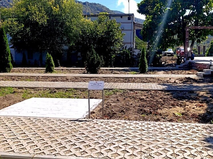 В Цыпке в Туапсинском районе благоустроили мемориал павшим в годы ВОВ