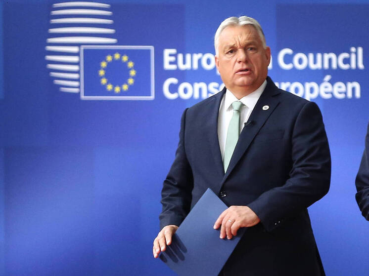 Премьер-министр Венгрии Виктор Орбан заявил, что Евросоюз вошел в состояние распада и принять общий бюджет ЕС после 2035 года будет уже невозможно