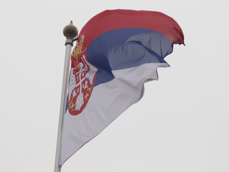 У здания правительства Сербии студенты и оппозиционеры блокируют улицы