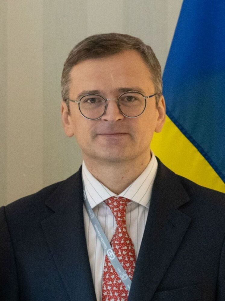 Экс-глава украинского МИД Кулеба сбежал из страны из-за указа Зеленского