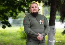 Николай Кугуков получил медали «За спасение погибавших» и «За воинскую доблесть» II степени
Тактический медик из Волоконовки Николай Кугуков с позывным Лекарь рассказал, что его тянуло к медицине с самого детства
