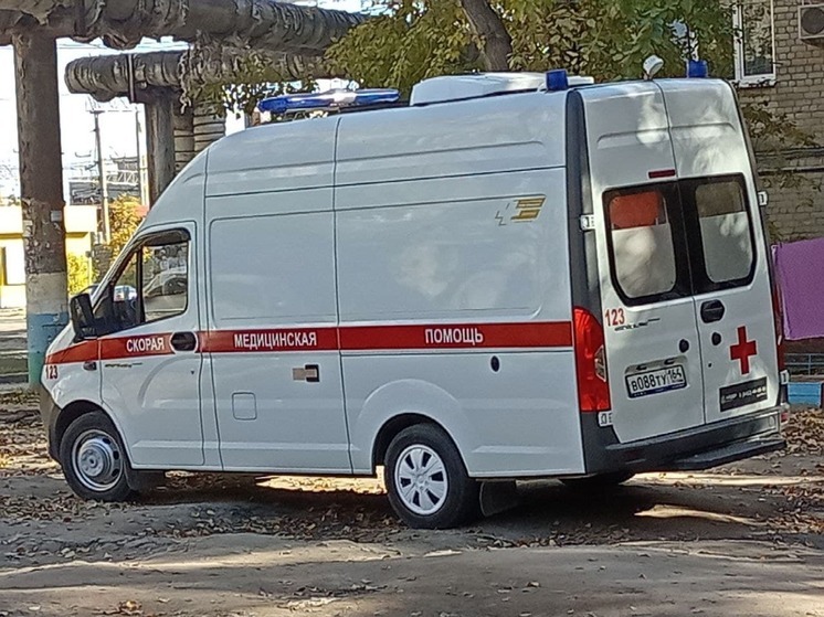 В Энгельсе мужчина погиб, упав с высоты