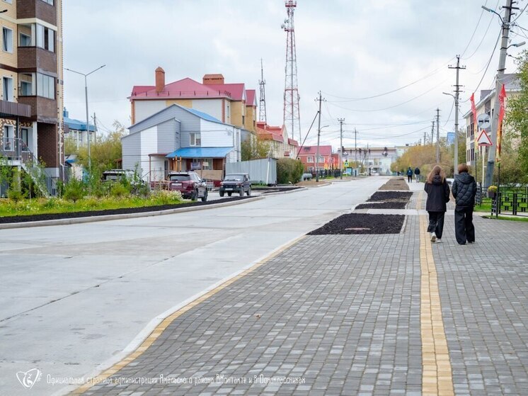 Обновили тротуар и ливневку: капремонт на Мира завершили в Яр-Сале