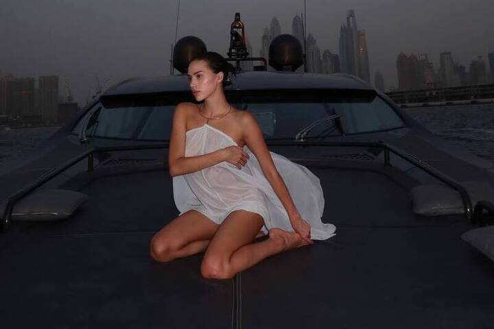 Алина Загитова поделилась видеороликом с тренировки