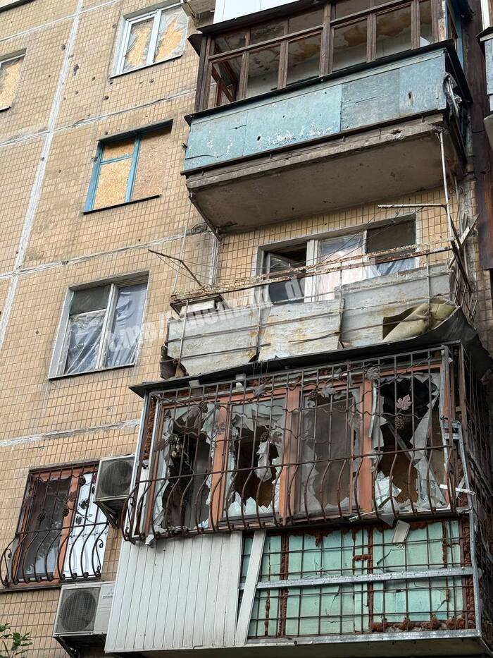 Разрушения в Донецке после обстрела