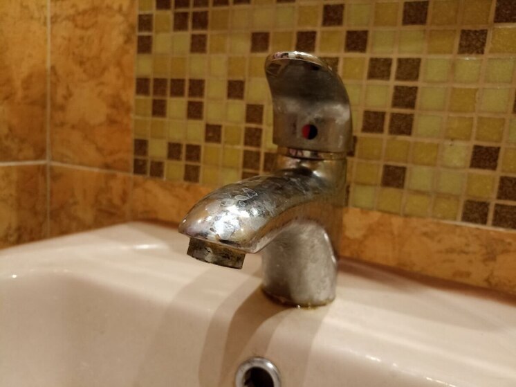 Частный сектор Черногорска остался без воды из-за аварии