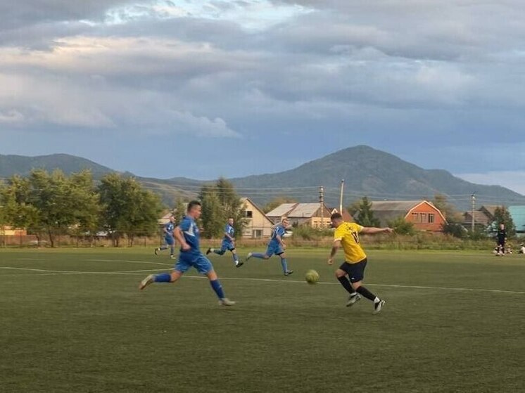 Футболисты «Саяногорска» стали чемпионами Хакасии, сыграв вничью