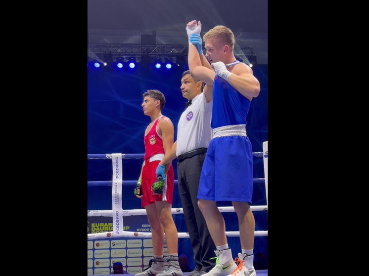 Забайкалец Кирилл Шмаков победил ливийца во время турнира по боксу в Чите