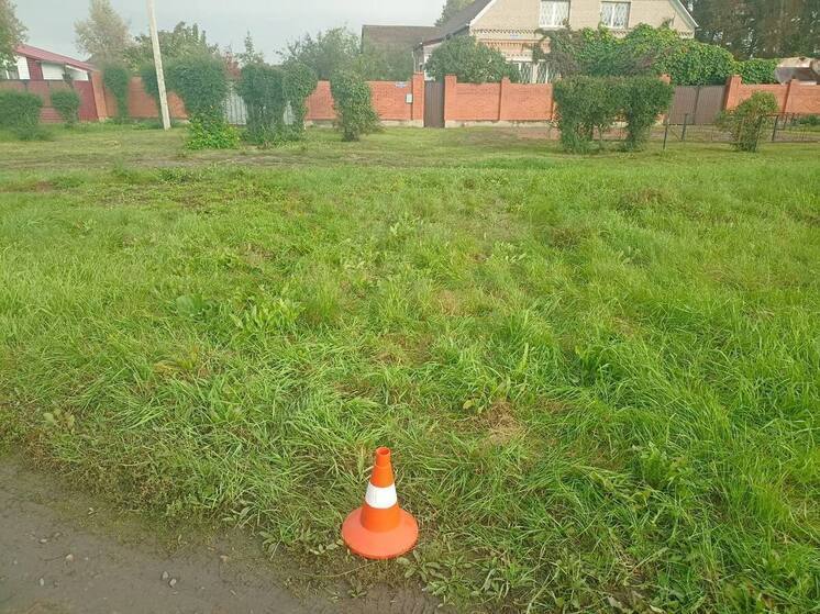 Девочка на мопеде протаранила забор в Усть-Абаканском районе Хакасии