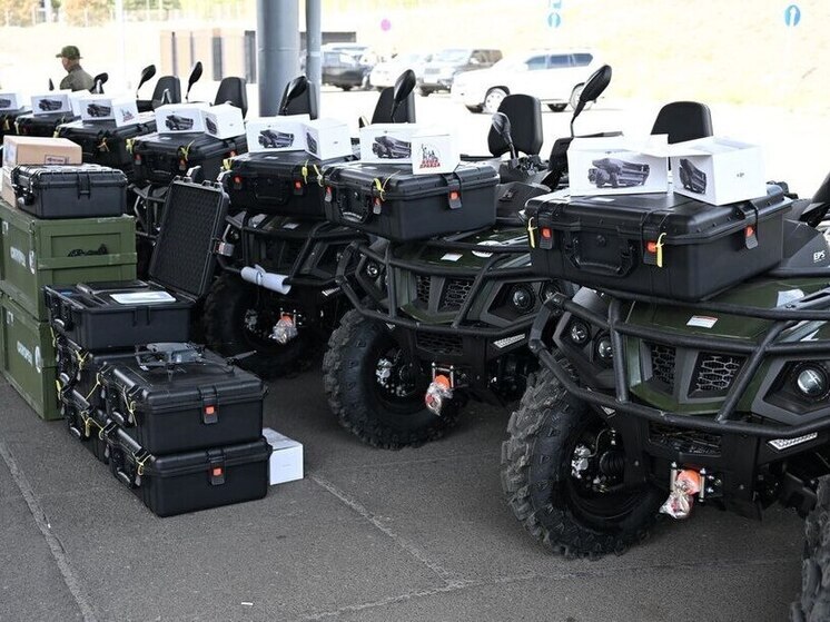 В ДНР батальону «Сомали» и подразделениям группировки войск «Центр» передали квадроциклы, мотоциклы и спецтехнику