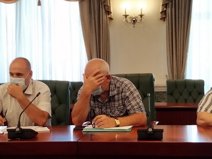 7 фраз, которые с потрохами выдают недалёкого человека: услышали - прекращайте разговор