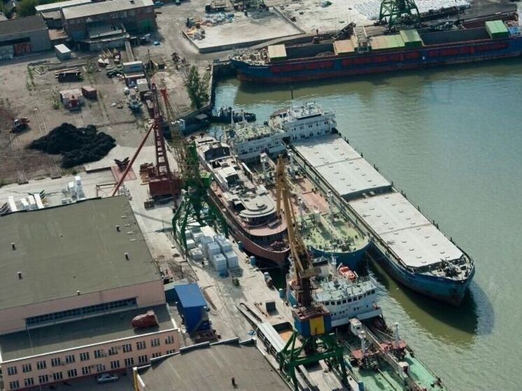 В Ростове на торги за 7 млн выставили право аренды причалов морского порта