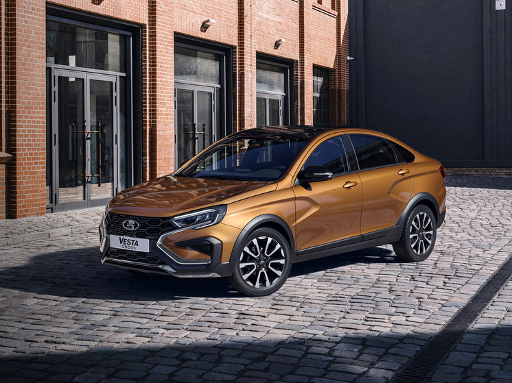 В РФ началась подготовка к выпуску трех новых версий Lada Vesta осенью 2025 года