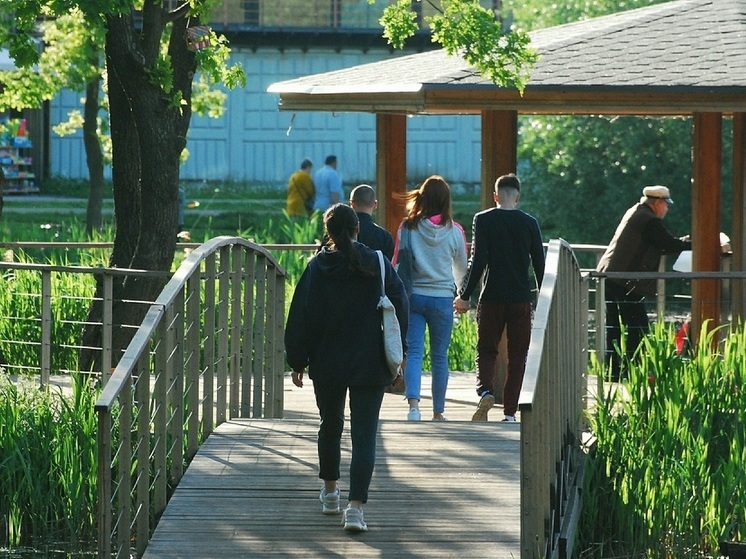 Синоптик Вильфанд: сентябрь все чаще становится четвертым летним месяцем