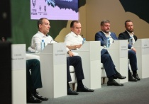 Глава края Вениамин Кондратьев провел рабочую встречу с финалистами проекта «Герои Кубани»