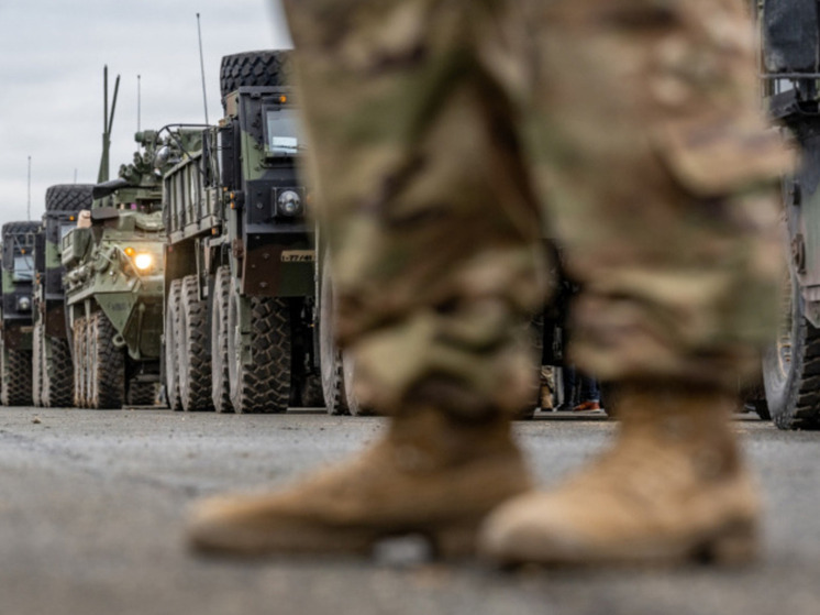 Польша начала переброску военной техники к границе с Белоруссией