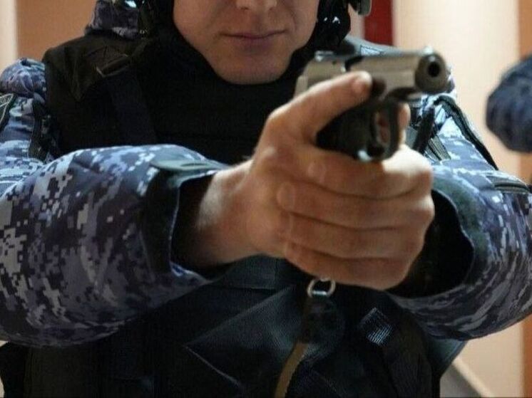 В столице задержали мужчину, который платил в магазинах сувенирными банкнотами