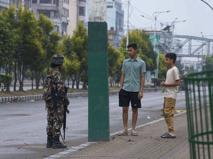 Российские туристы рассказали, как пережили массовые протесты в Непале