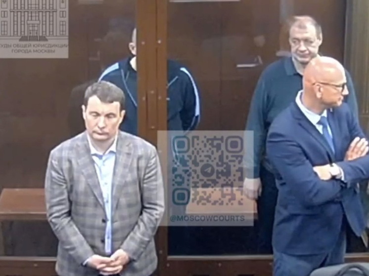 Суд в Москве продлил арест бывшему заместителю курского губернатора Дедову