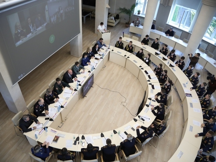 Хабаровские школьники встретились с учениками из ЛНР и ДНР