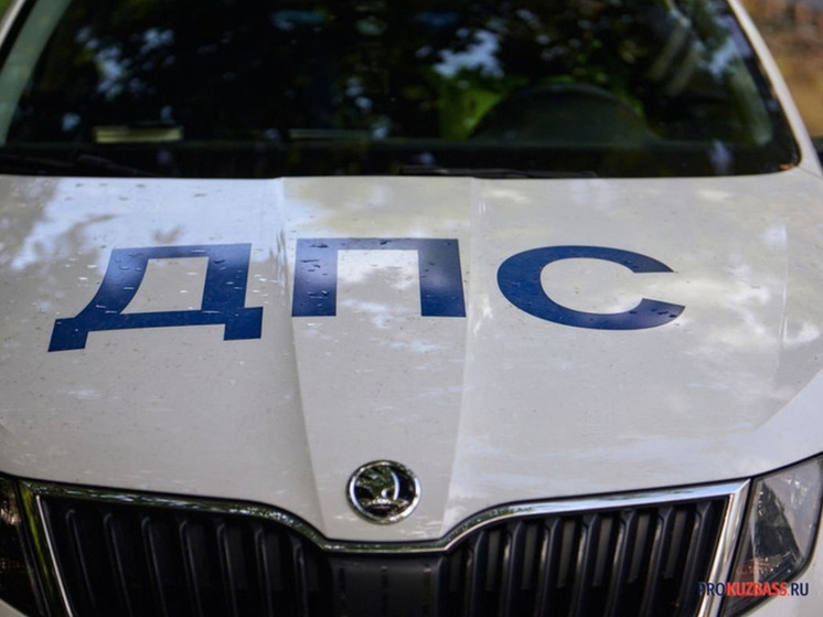 В Новокузнецке мужчина взорвал петарду во дворе дома