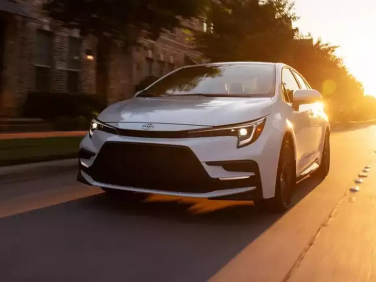 Toyota Corolla из Китая прошла через глубокий рестайлинг: седан сняли на фото