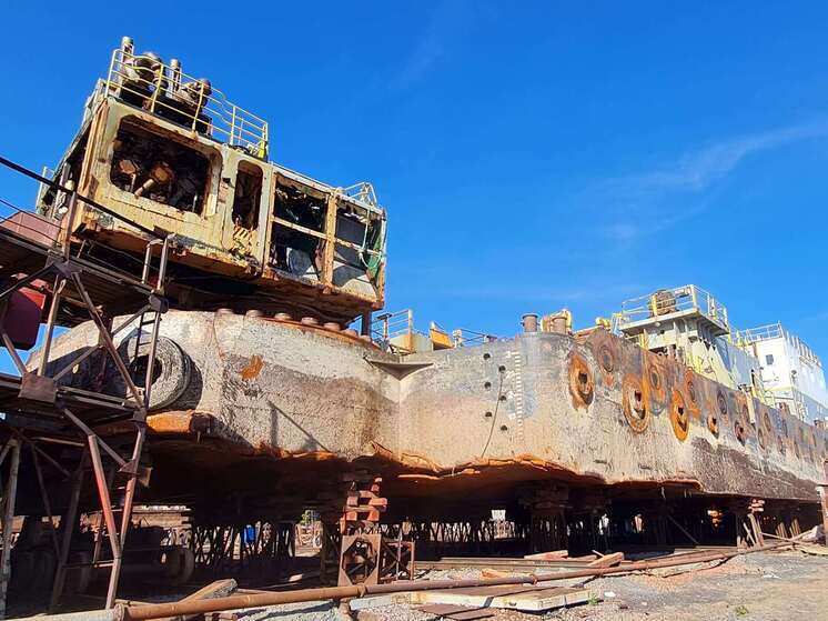 Уникальный земснаряд «Nordic Giant» доставлен в Архангельск для ремонта