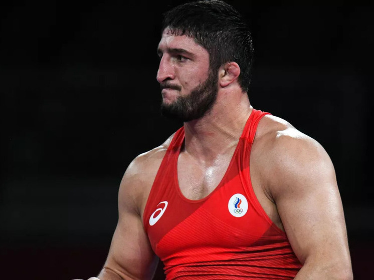 Глава ФСБ назвал призрачными шансы Садулаева выступить на чемпионате мира