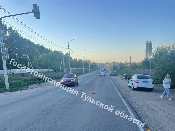 В Ефремове мотоциклист без экипировки взял на таран Mercedes