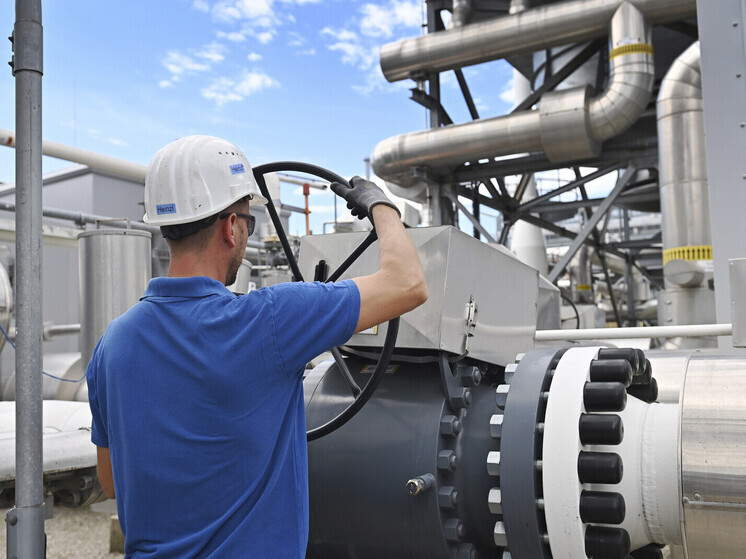 Поставки азербайджанского газа на Украину прекратились