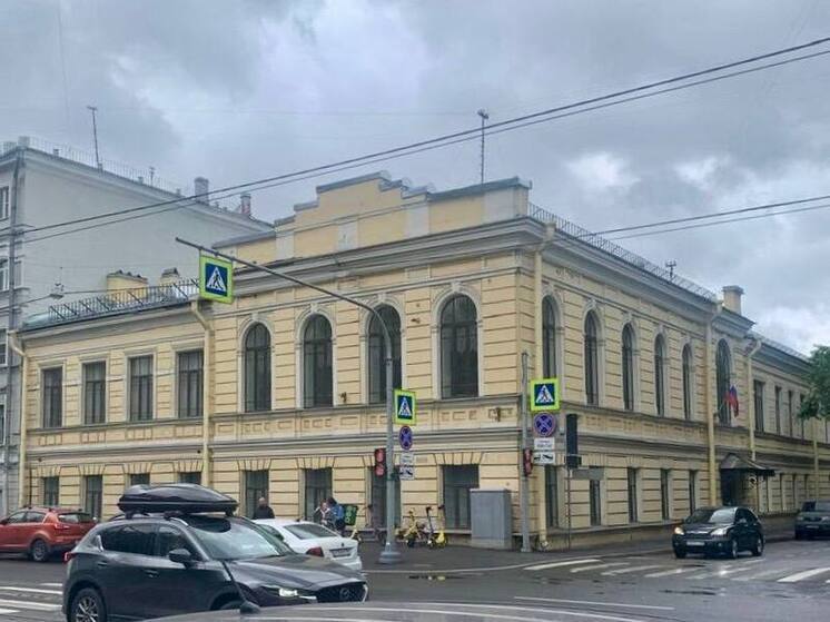 В Петербурге отремонтируют «Здания Смоленской соединенной земской школы»