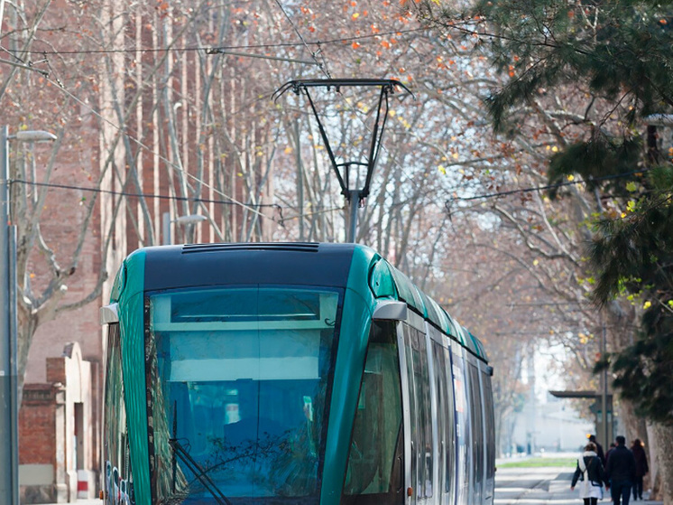 В Липецке возобновлено движение через Октябрьский мост